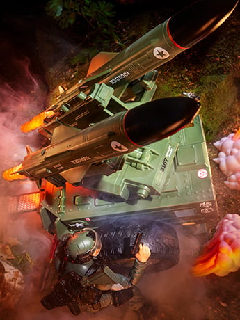 G.I. Joe Classified Series #182 Clayton "Hawk" Abernathy with M.M.S. (Mobile Missile System) Set image 2