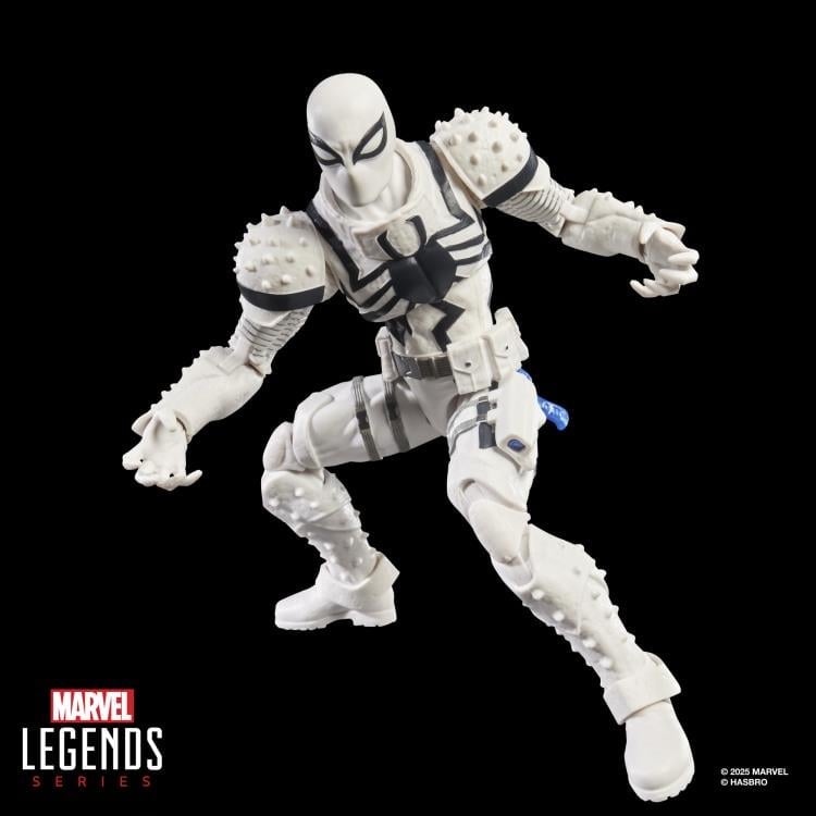Marvel Legends Agent Anti-Venom with Exclusive Magic: The Gathering Card image 4