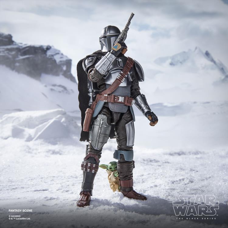 Star Wars: The Black Series The Mandalorian with Grogu (The Mandalorian and Grogu) Deluxe image 6