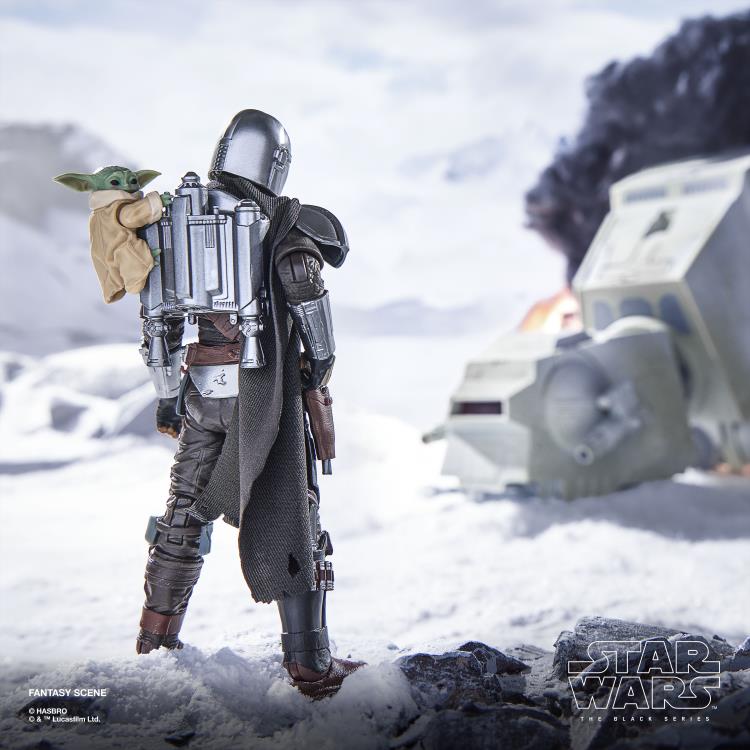 Star Wars: The Black Series The Mandalorian with Grogu (The Mandalorian and Grogu) Deluxe image 8