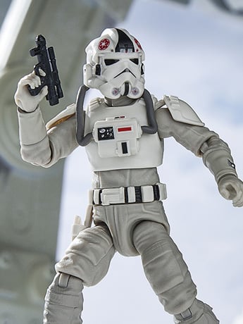Star Wars: The Vintage Collection Imperial Remnant AT-AT Driver (The Mandalorian and Grogu) image 2