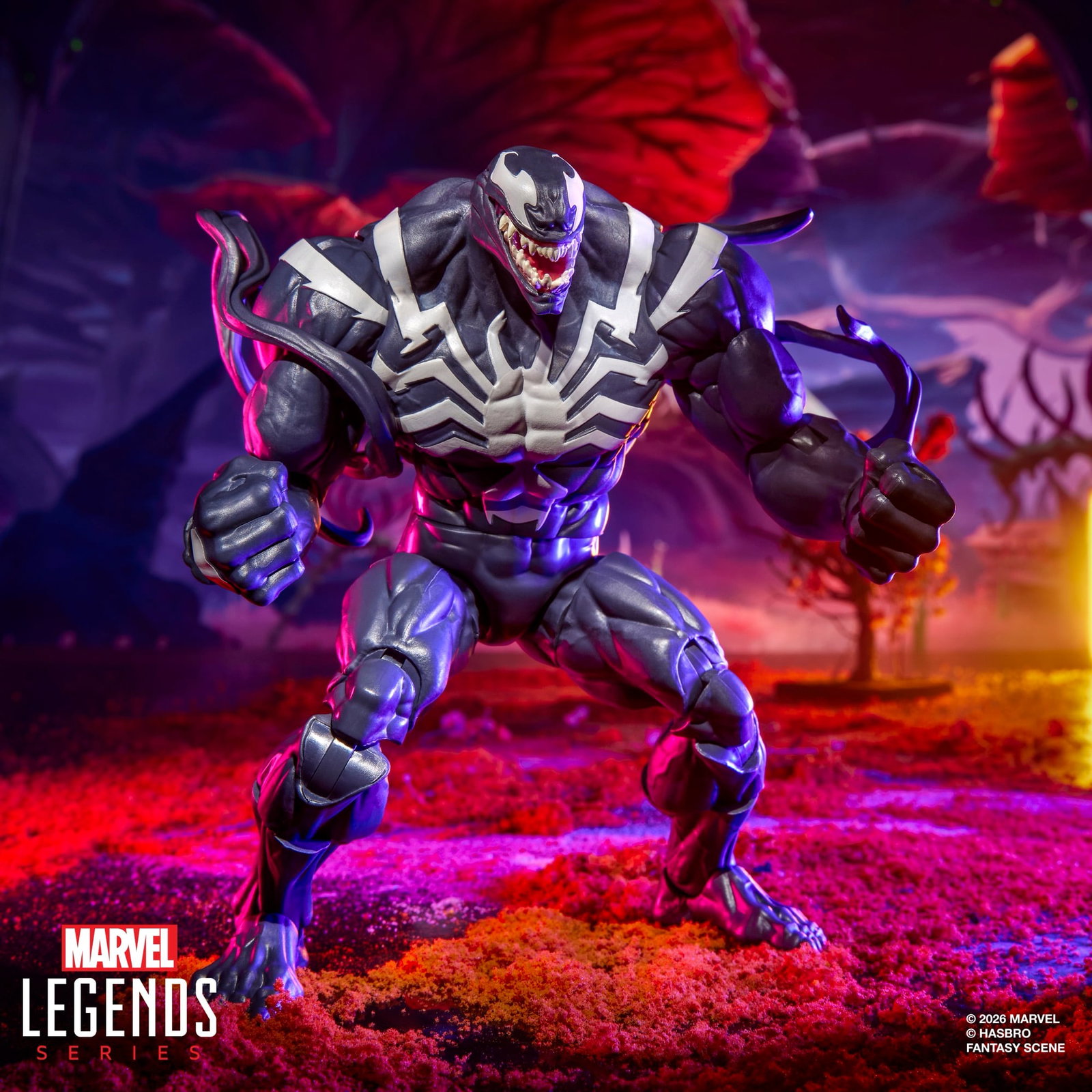 Marvel Rivals Marvel Legends Venom and Jeff the Land Shark Two-Pack image 5