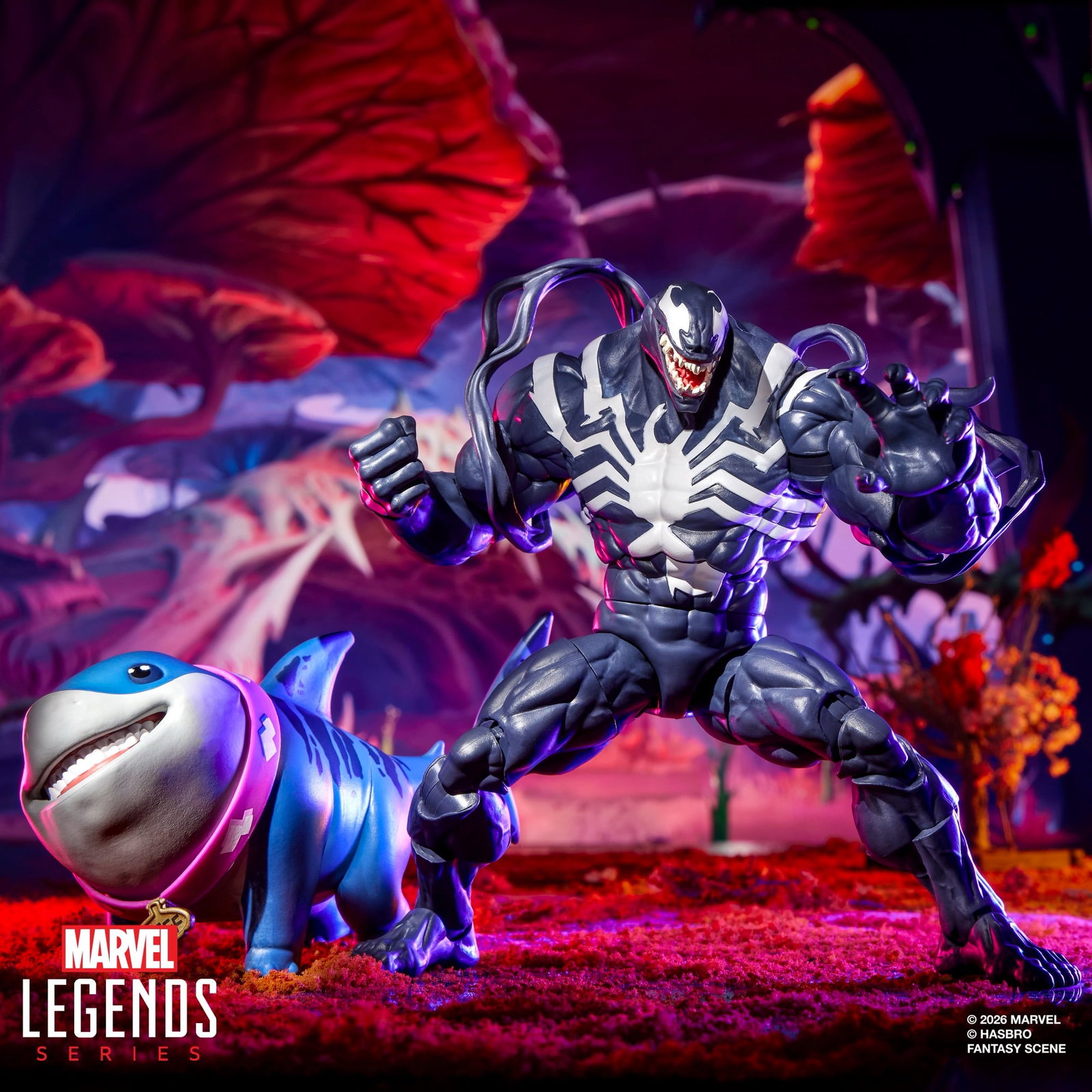 Marvel Rivals Marvel Legends Venom and Jeff the Land Shark Two-Pack image 8