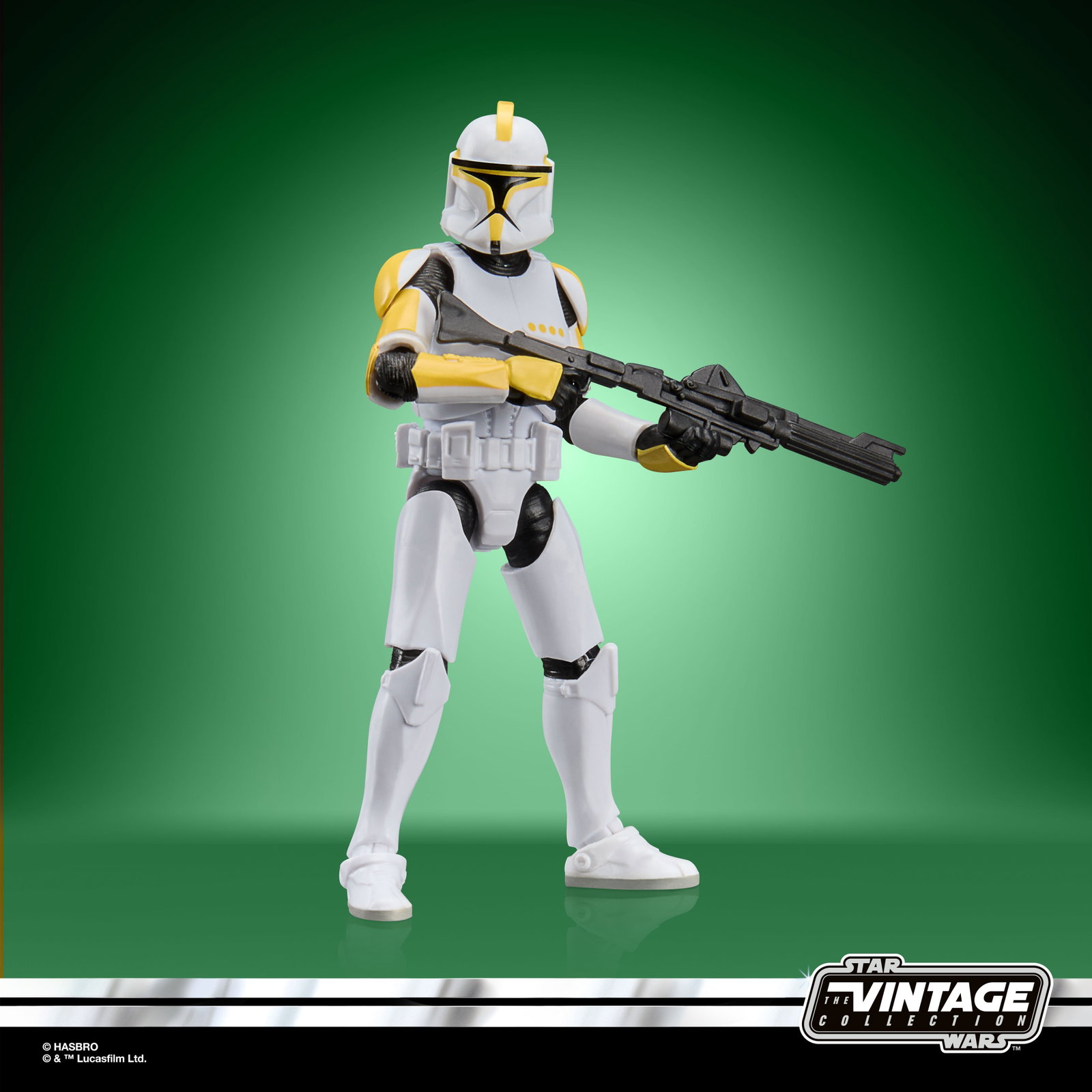Star Wars: The Vintage Collection Clone Trooper Commander (Attack of the Clones) image 3