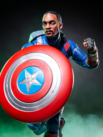 Avengers: Doomsday Marvel Legends Captain America (Sam Wilson) image 2