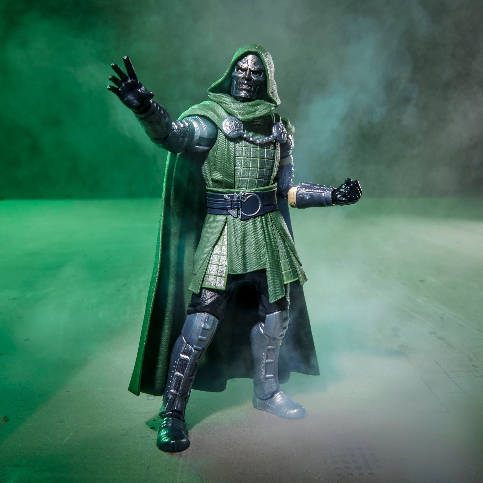 Avengers: Doomsday Marvel Legends Doctor Doom image 7