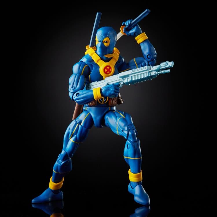 Deadpool Marvel Legends Deadpool (Blue) (Strong Guy BAF) image 3