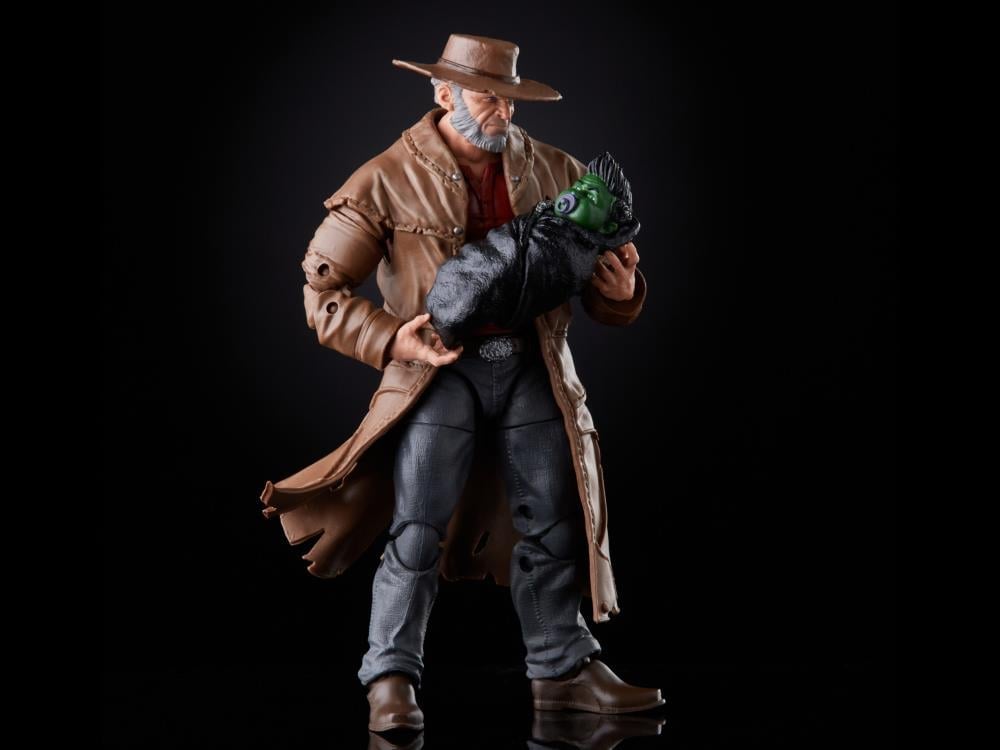 X-Men 20th Anniversary Marvel Legends Old Man Logan & Hawkeye Two-Pack image 7