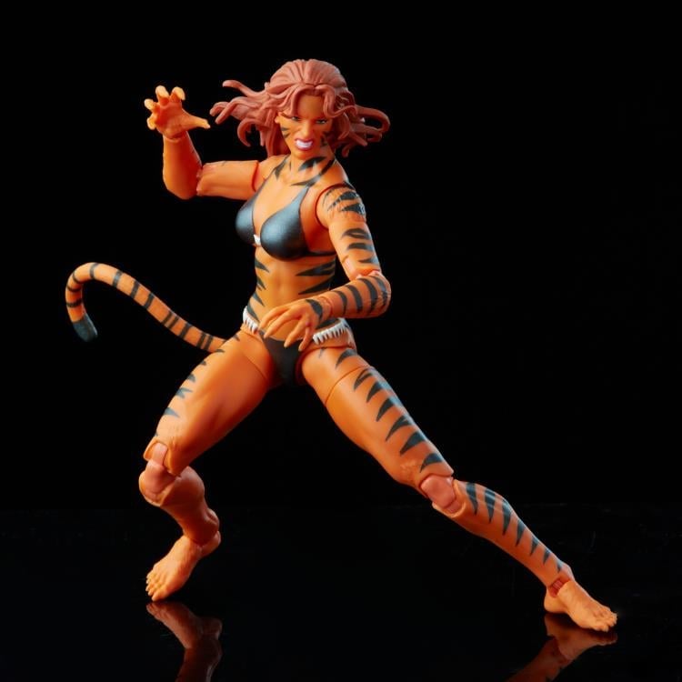 Marvel Legends Retro Collection Marvel's Tigra image 3