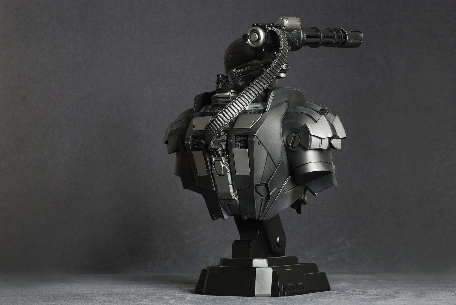 Iron Man 2 - War Machine image 2