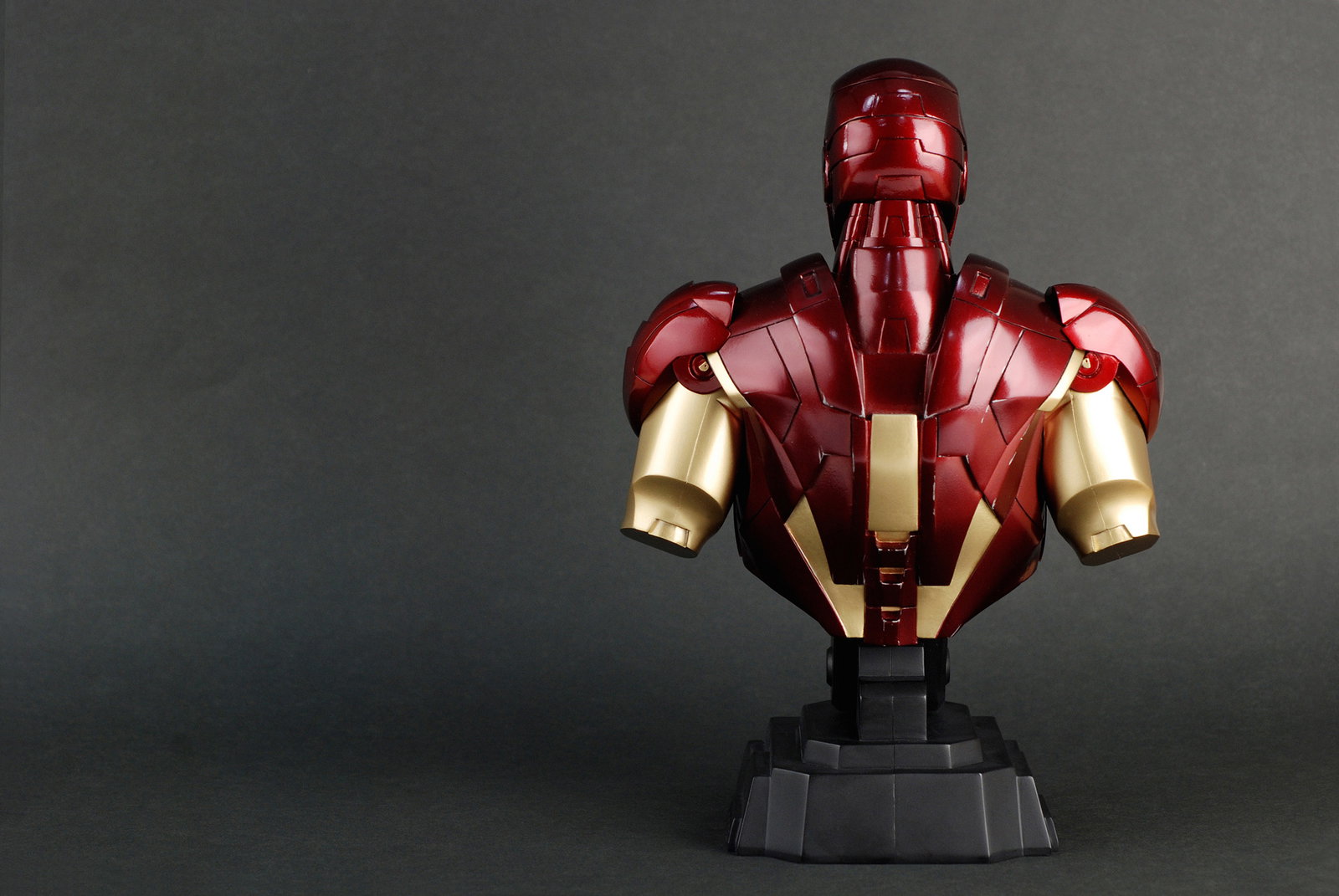 Iron Man 2 - Mark 6 image 4