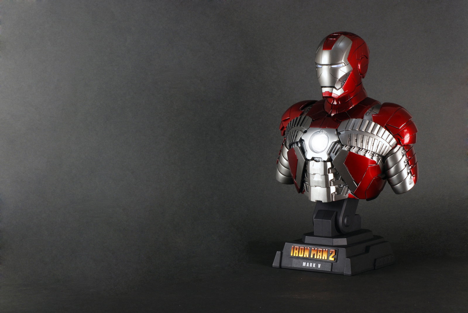 Iron Man 2 - Mark 5 image 3