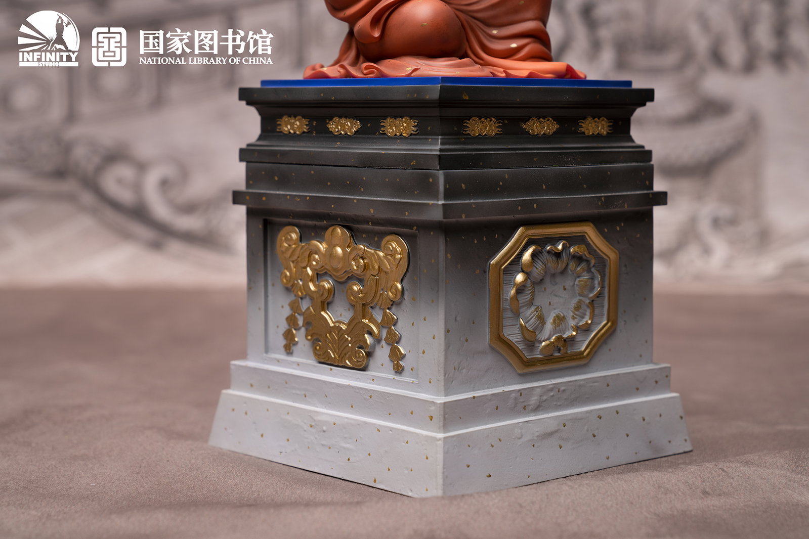 Chinese Zodiac Animal Heads Rabbit Star-Dotted Sancai image 5