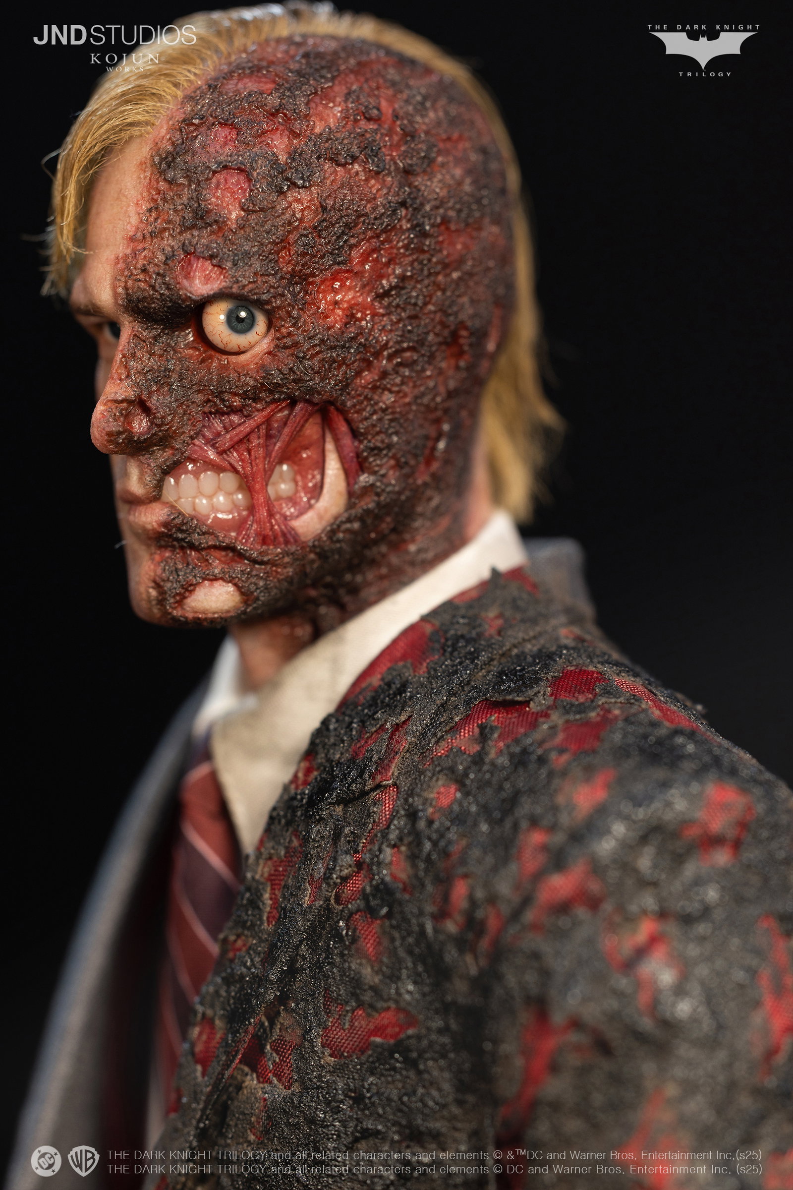 Two - Face of The Dark Knight Trilogy A - Type image 3
