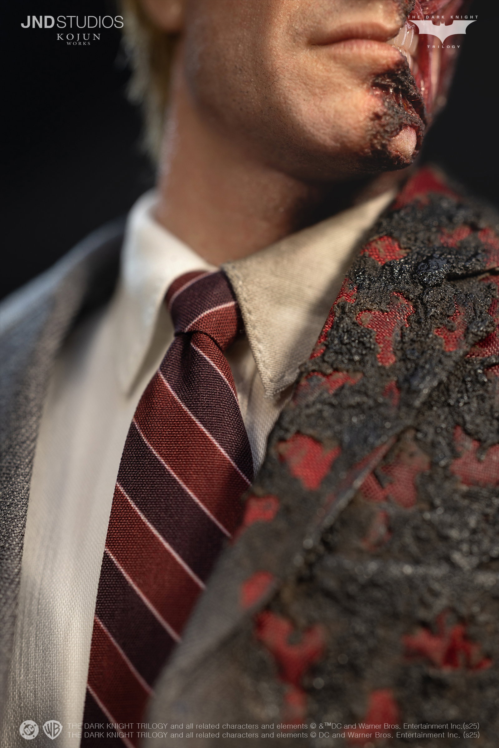 Two - Face of The Dark Knight Trilogy A - Type image 4