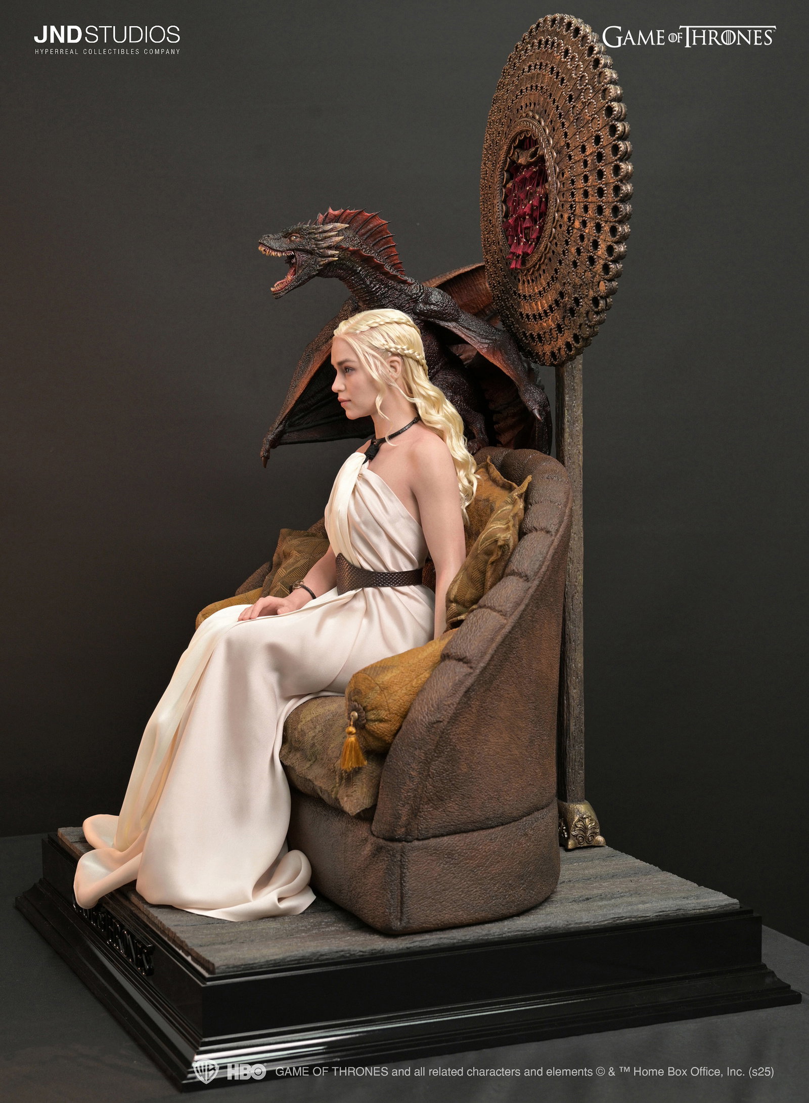 Daenerys Targaryen of Game of Thrones (Normal Ver.) image 4