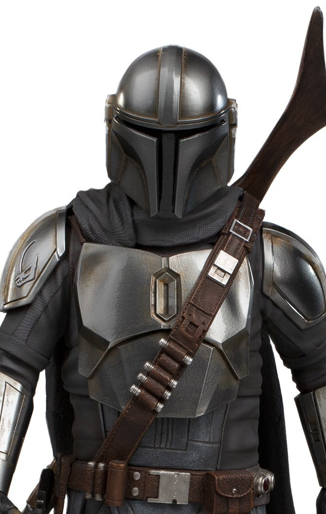 The Mandalorian and The Child - Star Wars: The Mandalorian image 2