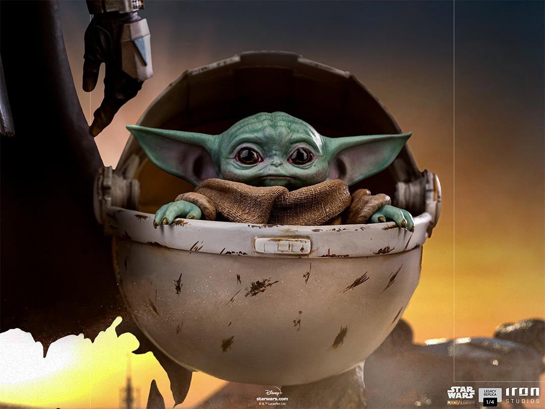 The Mandalorian and The Child - Star Wars: The Mandalorian image 3