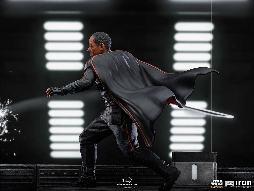 Moff Gideon Star Wars: The Mandalorian image 3