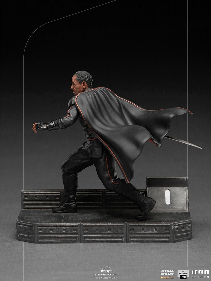 Moff Gideon Star Wars: The Mandalorian image 4