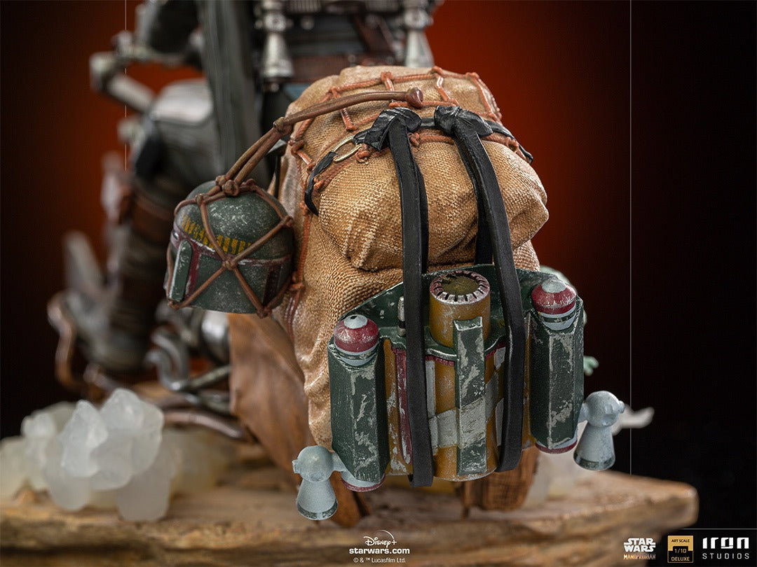 The Mandalorian on Speederbike Star Wars: The Mandalorian image 10