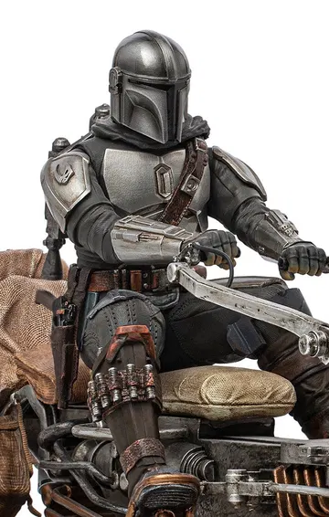 The Mandalorian on Speederbike Star Wars: The Mandalorian