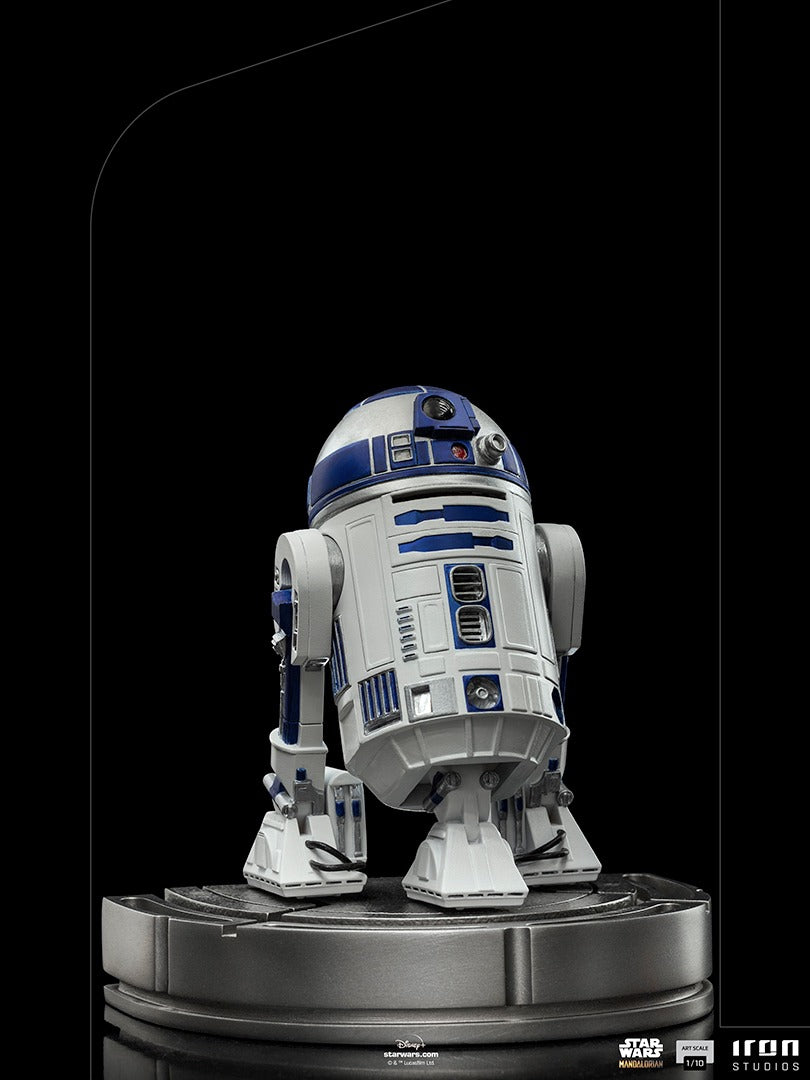 R2-D2 - Star Wars: The Mandalorian image 5