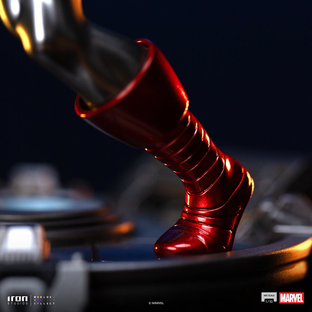 Iron Man Red & Chrome - Marvel Comics image 10