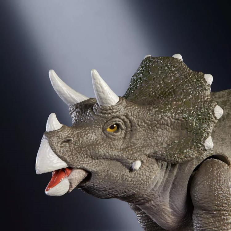 Jurassic World Hammond Collection Juvenile Triceratops image 6