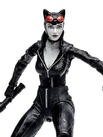 Batman: Arkham City DC Multiverse Gold Label Catwoman Exclusive image 2