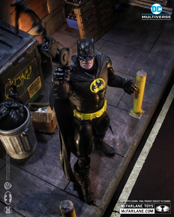 JLA DC Multiverse Batman (Collect to Build: Plastic Man) image 3