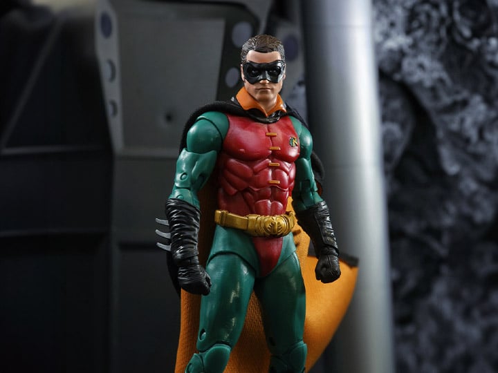 Batman Forever DC Multiverse Robin (Collect to Build: Nightmare Bat) image 1