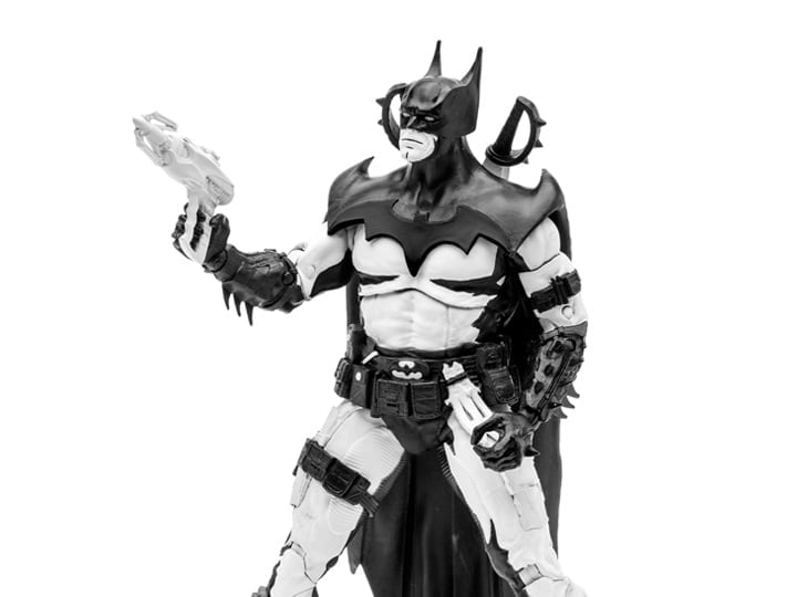 DC Comics DC Multiverse Gold Label Batman Designed by Todd McFarlane (Sketch Edition) Exclusive image 1