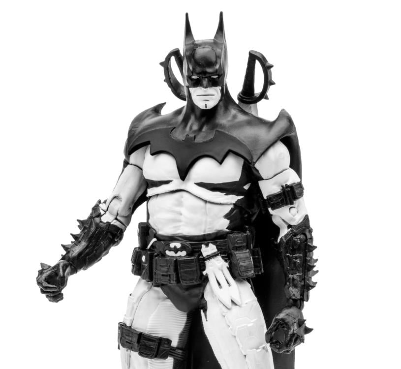 DC Comics DC Multiverse Gold Label Batman Designed by Todd McFarlane (Sketch Edition) Exclusive image 8