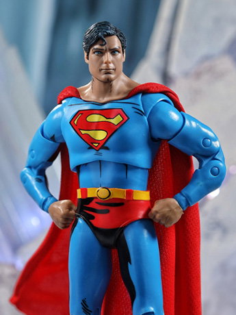 Superman '78 DC Page Punchers Superman with Comic image 2