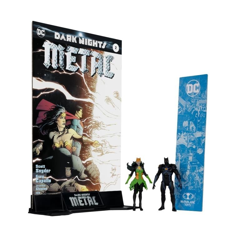 Dark Nights: Metal DC Page Punchers Batman (Earth -44) and Batman (Earth -11) 3" Two-Pack with Comic image 10