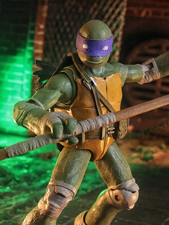 Teenage Mutant Ninja Turtles Page Punchers Donatello with Comic image 2