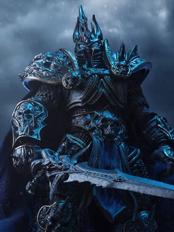 World of Warcraft McFarlane Elite Edition #9 The Lich King Deluxe image 2