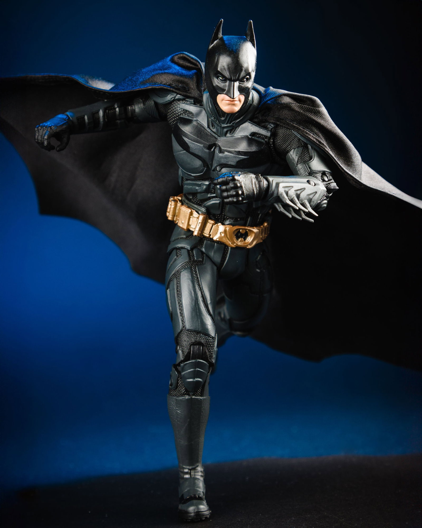 The Dark Knight DC Multiverse McFarlane Vault Collection Batman image 6