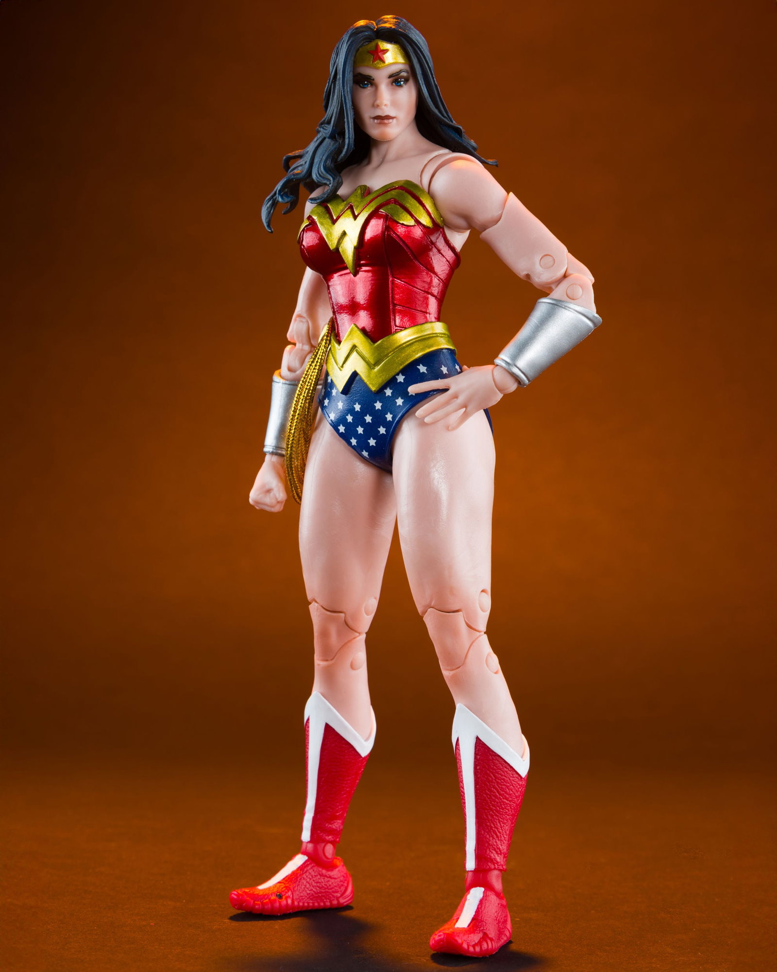 DC Multiverse McFarlane Vault Collection Wonder Woman (Classic) image 4