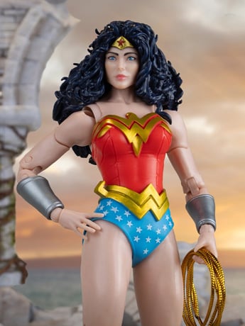 DC Classic DC Multiverse Collector Edition Wonder Woman image 2