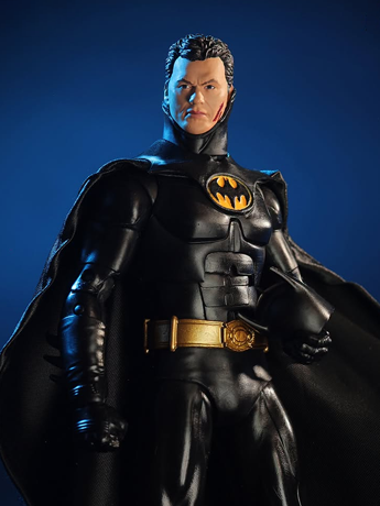 Batman Returns (1992) DC Multiverse Batman (Unmasked Deluxe Theatrical Edition) image 2