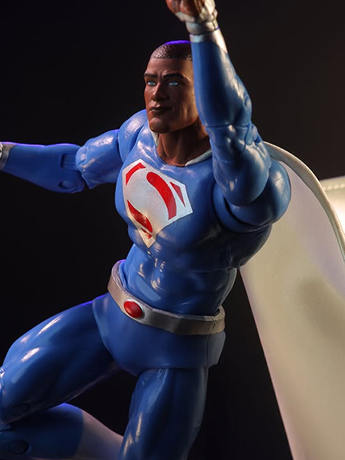 Earth 2 DC Multiverse Collector Edition Superman (Val-Zod) image 2