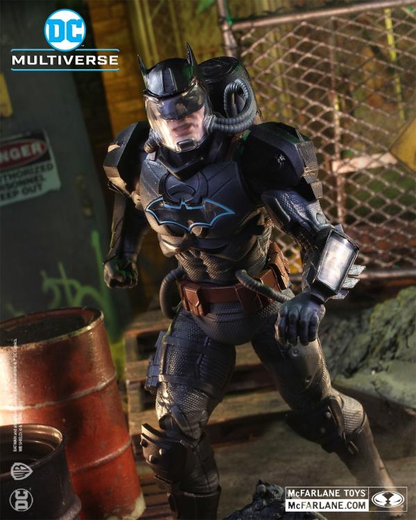 Justice League DC Multiverse Batman (Hazmat Suit) image 3