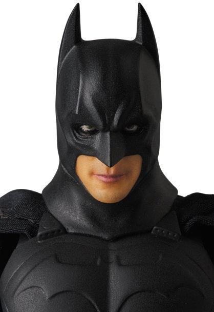 BATMAN(TM) BEGINS SUIT image 5