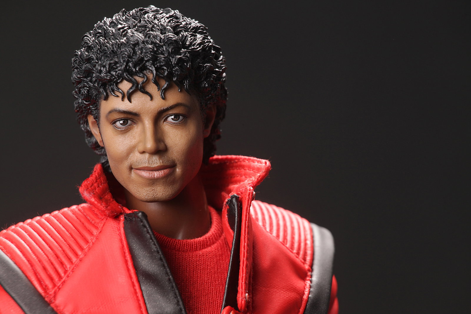 Michael Jackson (Thriller) image 3