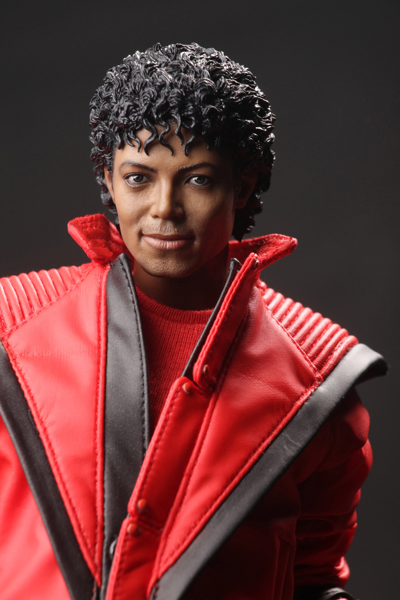 Michael Jackson (Thriller) image 4