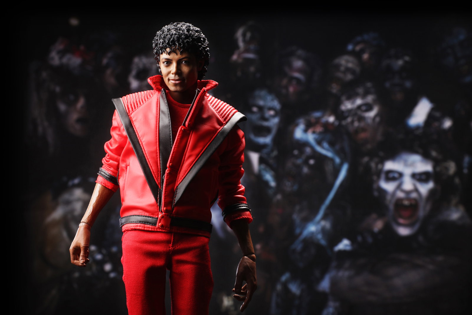 Michael Jackson (Thriller) image 8