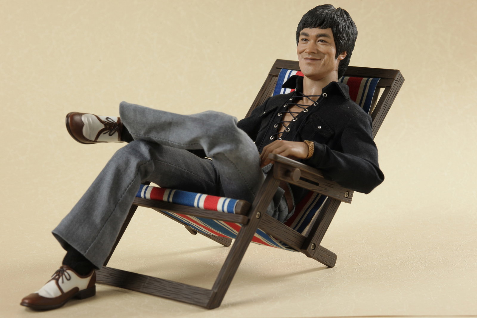 Bruce Lee (Casual Wear) image 3
