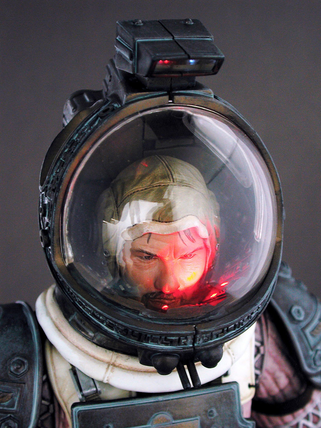 Alien - Captain Dallas image 2
